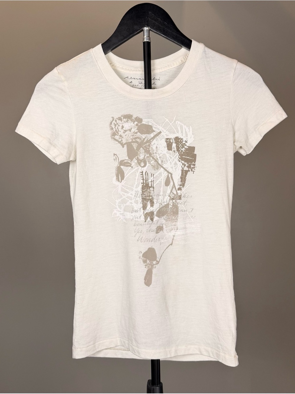 Vintage Y2K Abercrombie & Fitch Graphic Baby Tee Fitted Casual Grunge Top XS